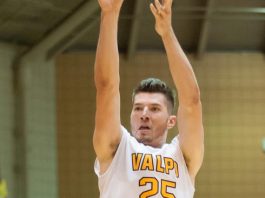 Peters sparks Valparaiso comeback win over Trinity, 89-75