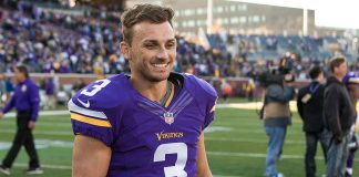 Vikings keep struggling Walsh after working out kickers