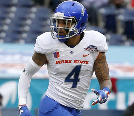 Giants place Thompson on IR, sign Gettis off practice squad