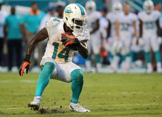 Tannehill : Teammate Jarvis Landry needs to balance emotions