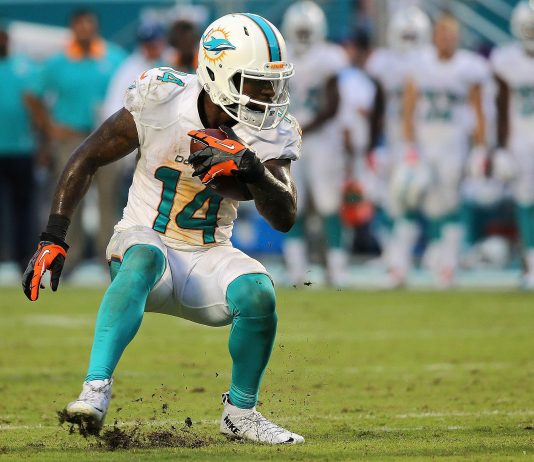 Tannehill : Teammate Jarvis Landry needs to balance emotions