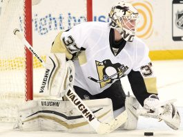 LA Kings activate goalie Zatkoff after 8 games out