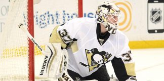 LA Kings activate goalie Zatkoff after 8 games out