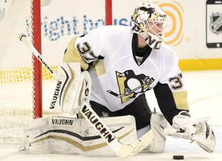 LA Kings activate goalie Zatkoff after 8 games out