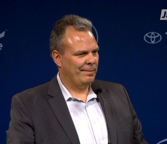 Trouba ends stalemate, agrees to 2-year deal with Jets