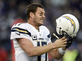 The Latest: Rivers connects for TD with Gates for 82nd time