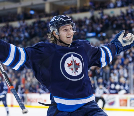 Trouba ends stalemate, agrees to 2-year deal with Jets