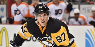 Crosby hangs with rookies as Penguins prep for Cup defense