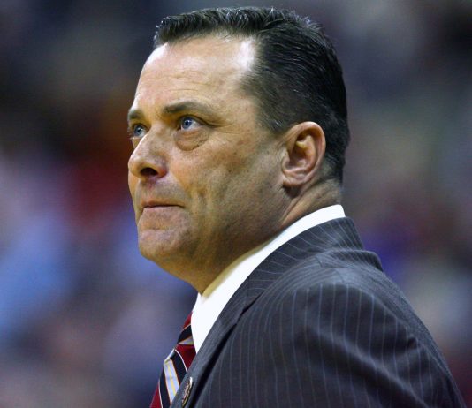 Ex-Kentucky coach Gillispie retiring, citing health issues