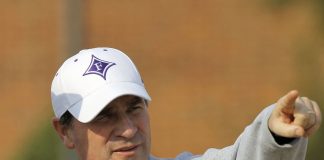 Fowler resigns as Furman football coach