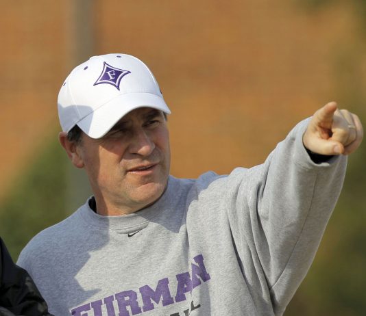 Fowler resigns as Furman football coach