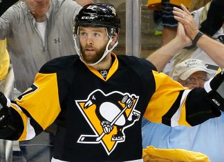 Rust hat trick leads Penguins to 8-5 win vs. Senators