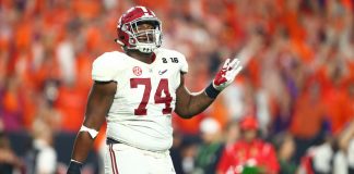 Alabama’s Cam Robinson wins Outland Trophy