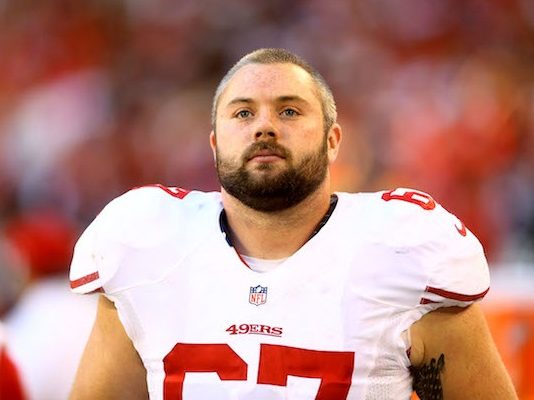 49ers lose center Daniel Kilgore for season with knee injury
