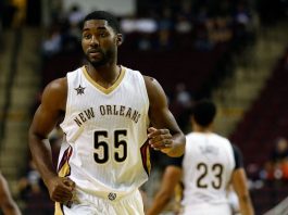 Pelicans without guards Holiday, Moore against Sixers