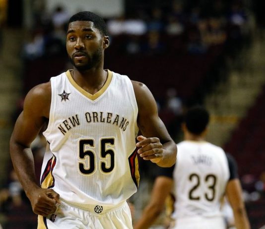 Pelicans without guards Holiday, Moore against Sixers