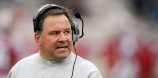 Indiana coach Kevin Wilson abruptly resigns after 6 seasons