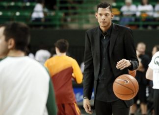 Isaiah Austin cleared to play 2 years after Marfan diagnosis