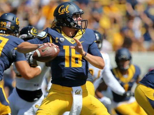 Seahawks wrap up another division title by romping over Rams