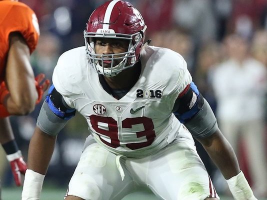 Alabama defensive lineman Allen wins Bednarik Award