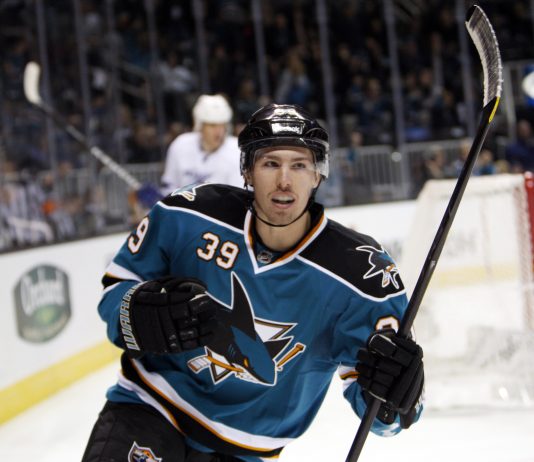 Sharks win in LA again, beat Kings 4-1