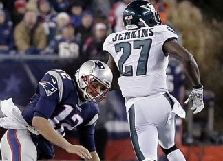 Eagles prevent Giants from clinching playoff spot, 24-19