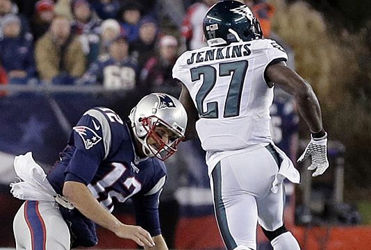 Eagles prevent Giants from clinching playoff spot, 24-19