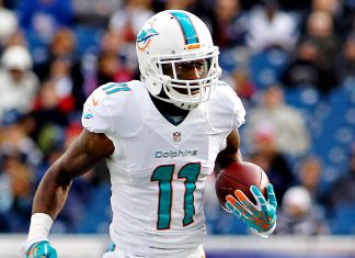 Streaking Dolphins face 1st place Ravens in AFC showdown