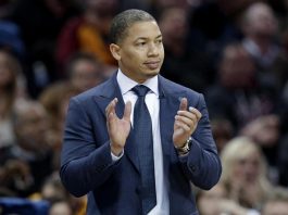 Champion Cavs adjusting with Smith out for extended period