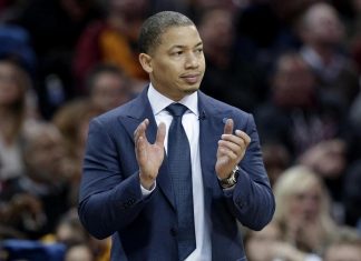 Champion Cavs adjusting with Smith out for extended period