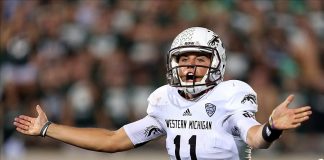 W Michigan QB Terrell wins Campbell as top scholar-athlete