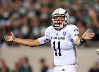 W Michigan QB Terrell wins Campbell as top scholar-athlete