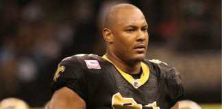 ‘Stand your ground’ tested in trial over NFL star’s death