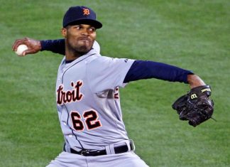 Royals invite veteran pitchers to spring training next month