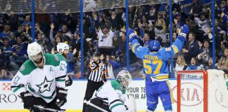 Cockpit smoke forces Dallas Stars’ plane back to airport