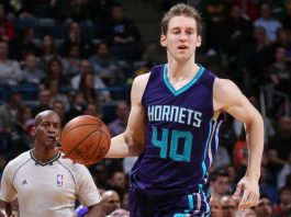 Zeller out again for Hornets against Detroit
