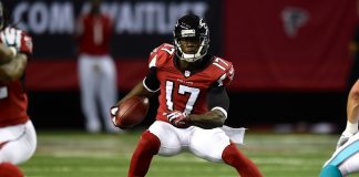 Hester jumps at chance to join playoff team in Seattle
