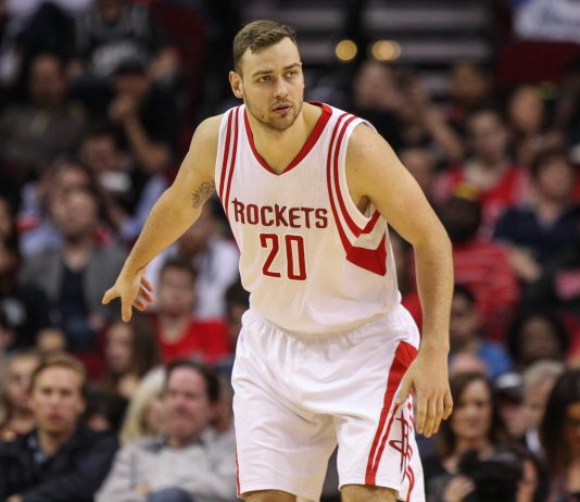 Motiejunas’ new mission with the Pelicans: Get Davis open