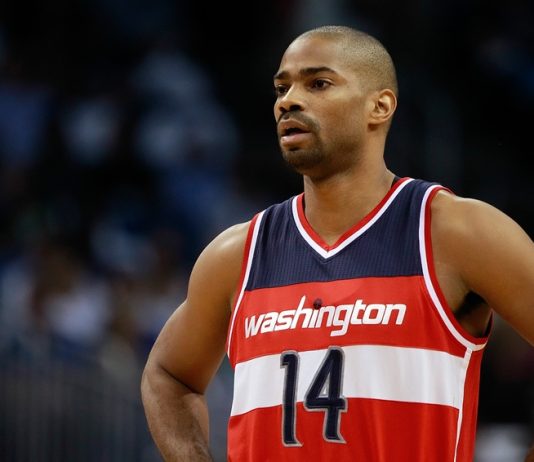 Hawks trade G Williams to Nuggets, sign G Gary Neal