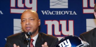 Reese: Giants investigating hole in wall outside locker room