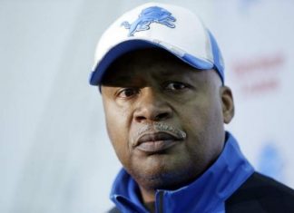 Jim Caldwell to return to coach the Lions for 2017 season