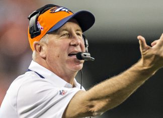 Bears chairman says he has faith in Fox, GM after 3-13 year