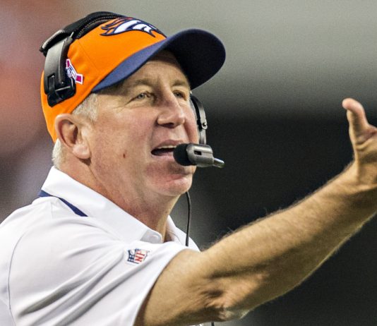 Bears chairman says he has faith in Fox, GM after 3-13 year