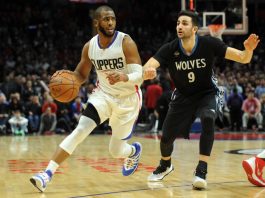 Clippers guard Chris Paul sprains left thumb against Thunder