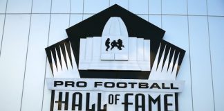 Tomlinson, J. Taylor, Dawkins are Hall of Fame finalists