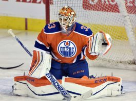 Talbot leads Oilers past Blackhawks 3-1