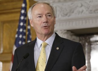 Governor renews call for more Razorback games in Little Rock