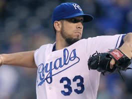 Shields still going, hits re-set button for White Sox