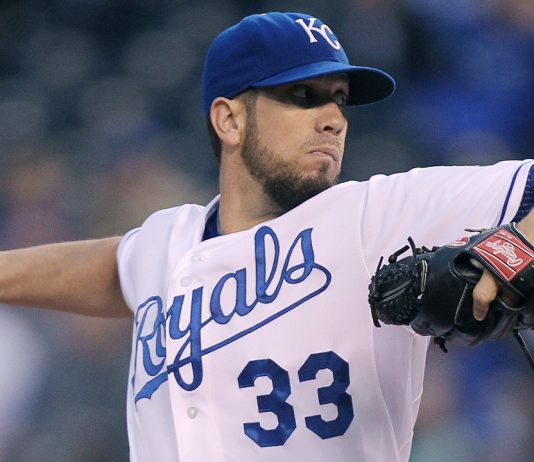 Shields still going, hits re-set button for White Sox