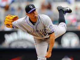 D-Backs sign pitcher De La Rosa to minor league contract